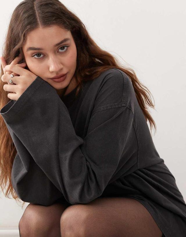 Weekday Frida washed oversized long sleeve top in off-black Product Image