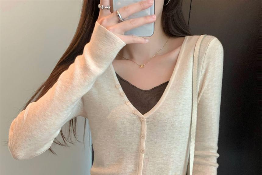 Long Sleeve V-Neck Mock Two Piece Knit Top Product Image