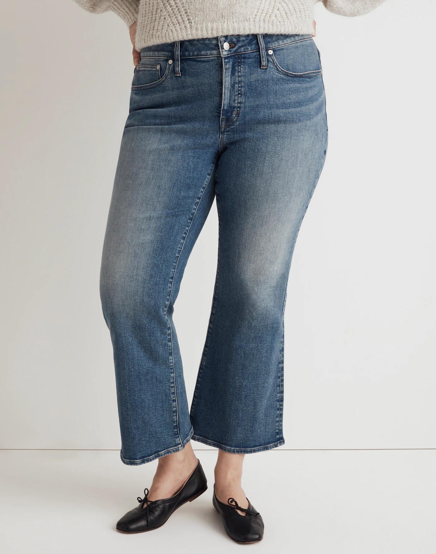 Plus Kick Out Crop Jeans in Oneida Wash Product Image