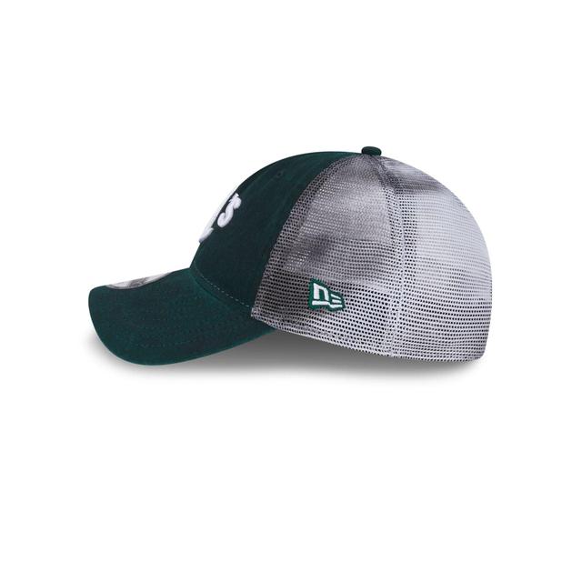 Oakland Athletics Slick 9TWENTY Trucker Hat Male Product Image