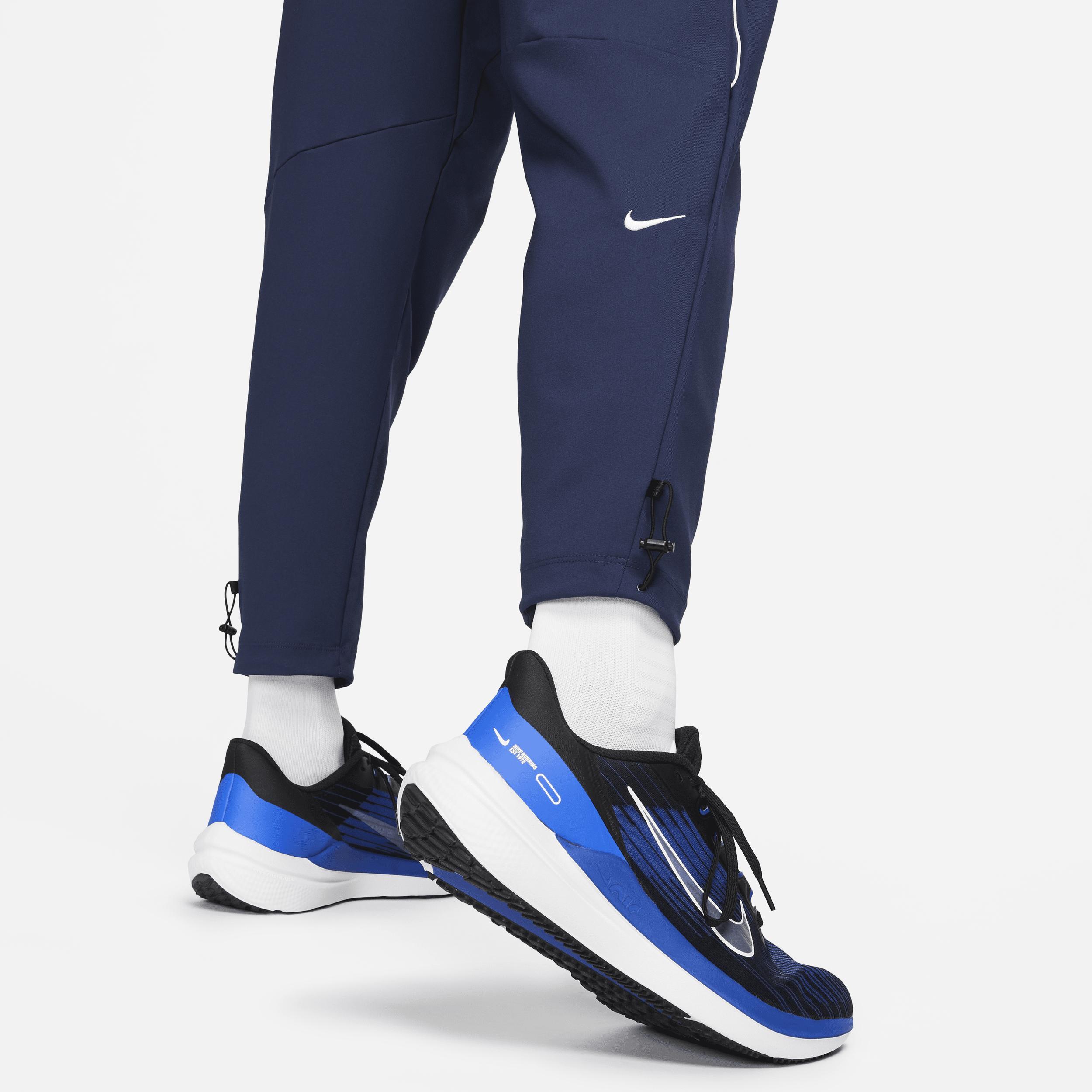 Nike Men's Challenger Track Club Dri-FIT Running Pants Product Image