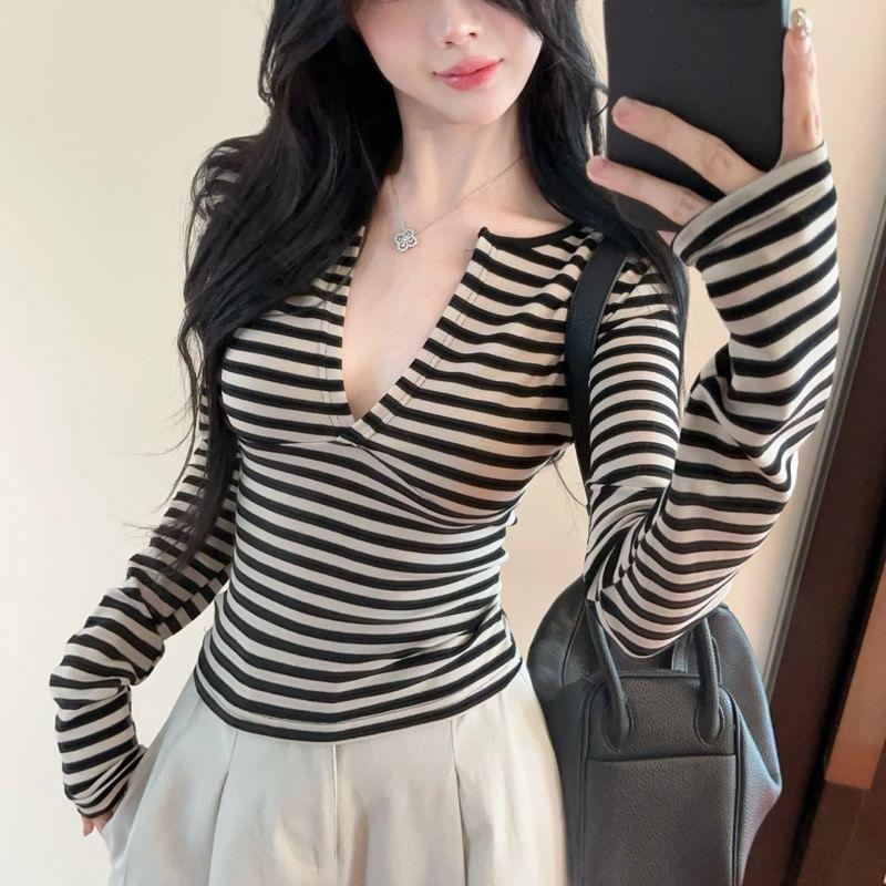 Striped V-Neck Crop T-Shirt Product Image