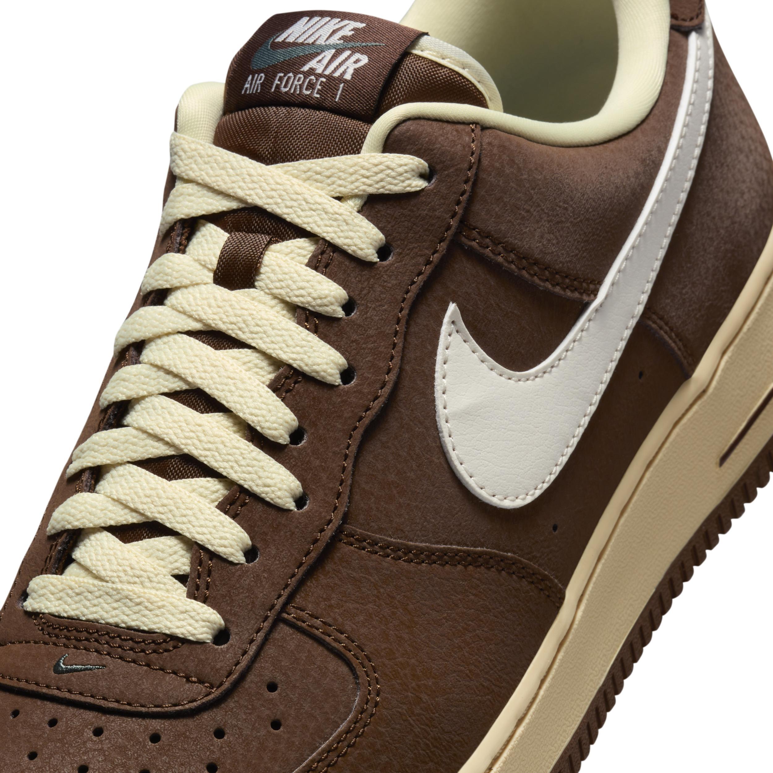 Nike Men's Air Force 1 '07 Shoes Product Image