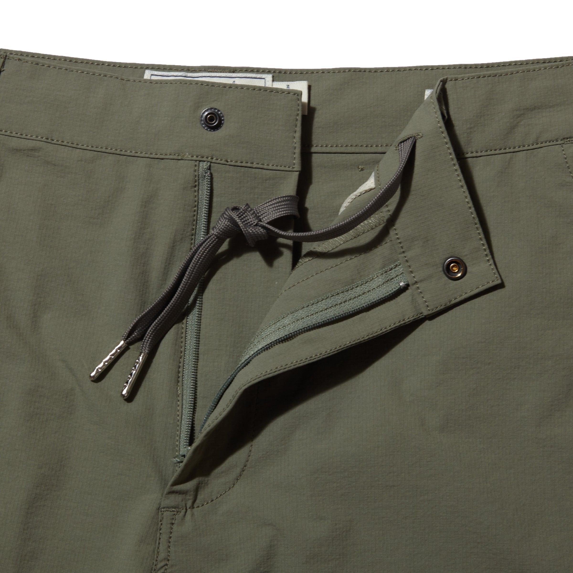 Hybrid Everyday Shorts 7" - Tea Leaf Product Image