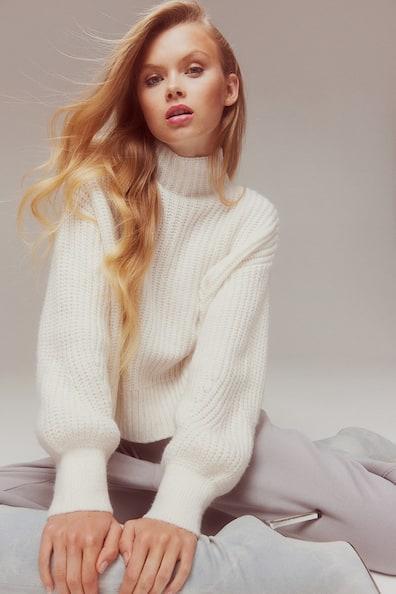 H & M - Balloon-sleeved Sweater - White Product Image