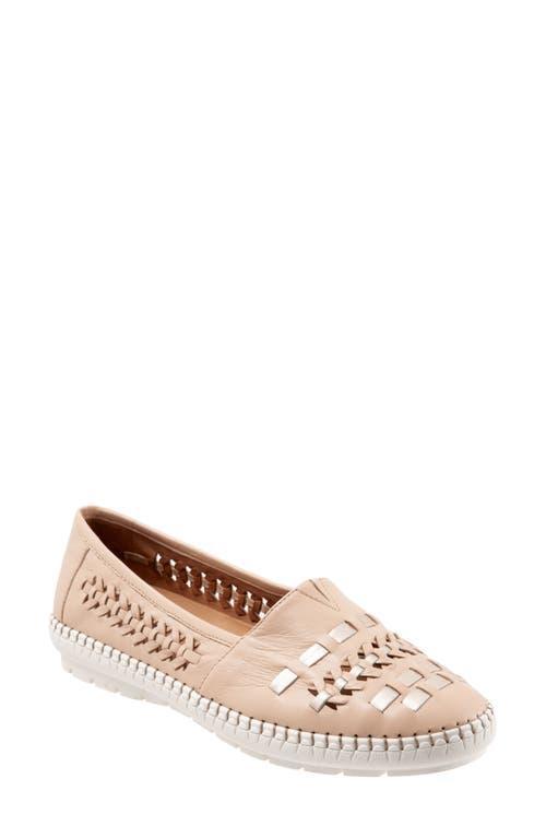 Trotters Rory Woven Flat Product Image