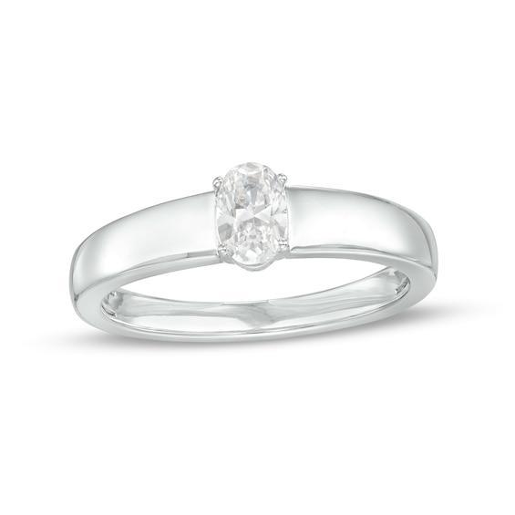 Men's 1/2 CT. Certified Oval Lab-Created Diamond Solitaire Wedding Band in 14K White Gold (F/Vs2) Product Image