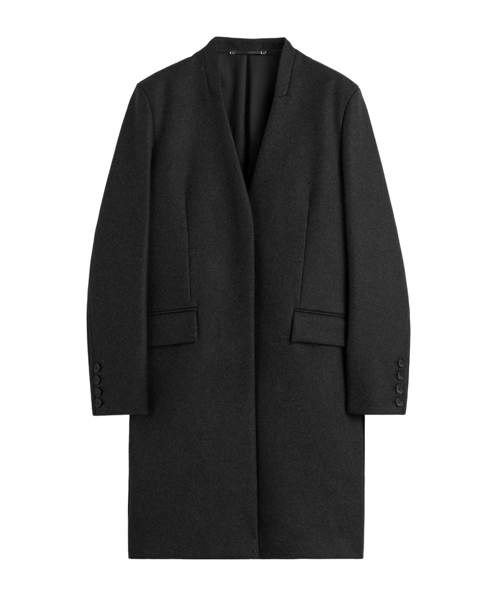 TOTÊME Deep Pleat Coat In Black Product Image