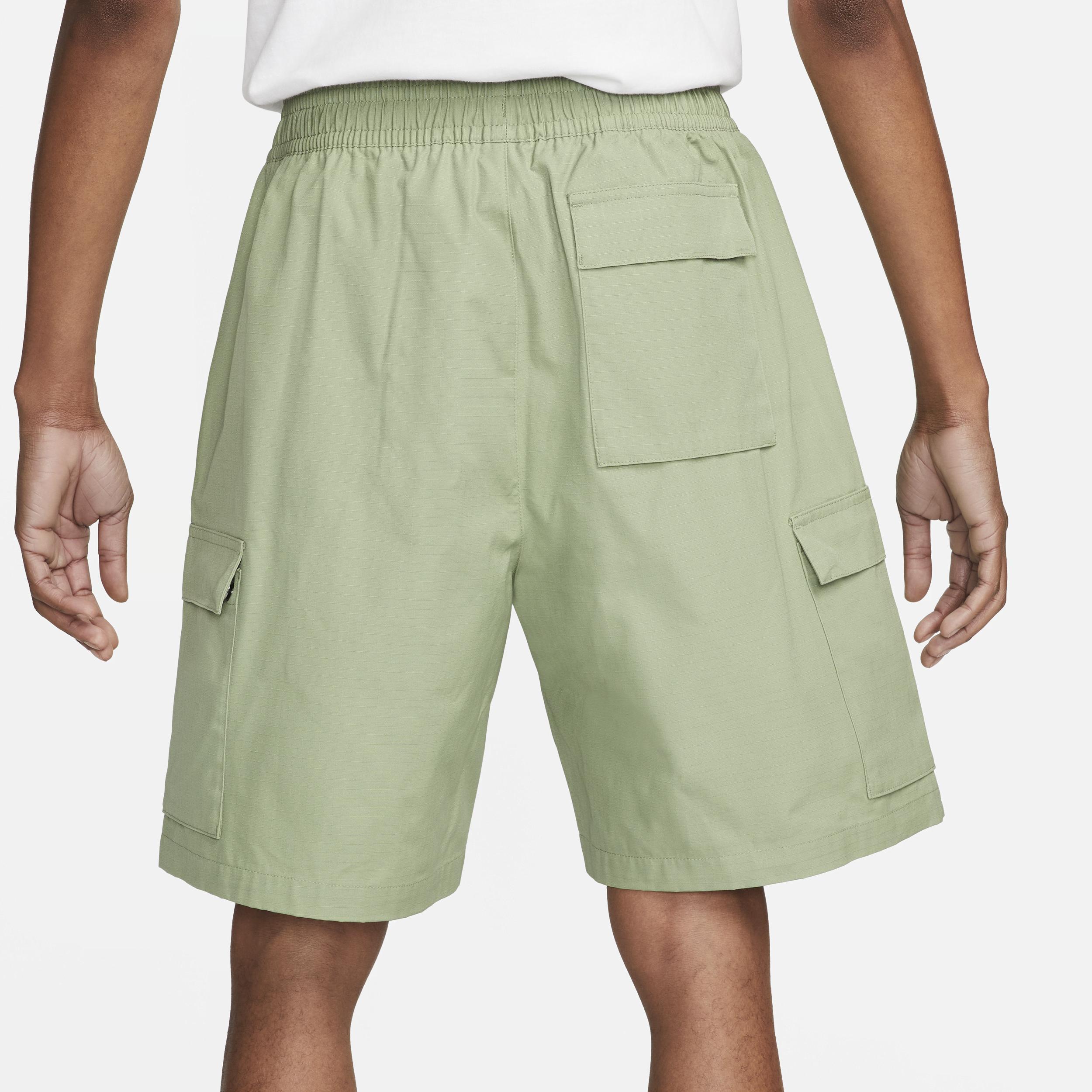 Nike Club Men's Woven Cargo Shorts Product Image