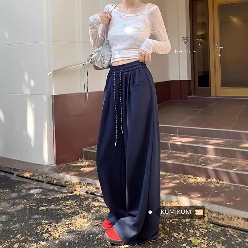 Drawstring Waist Plain Wide Leg Sweatpants Product Image