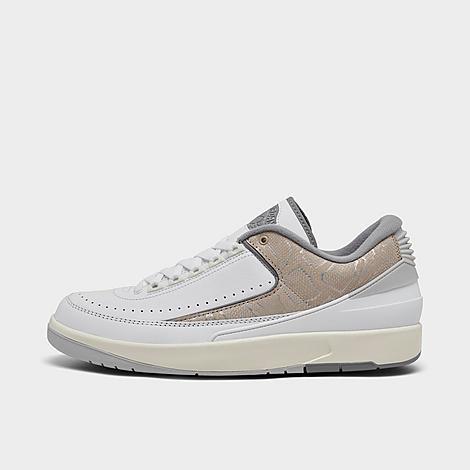 Jordan Air Retro 2 Low Basketball Shoes Product Image