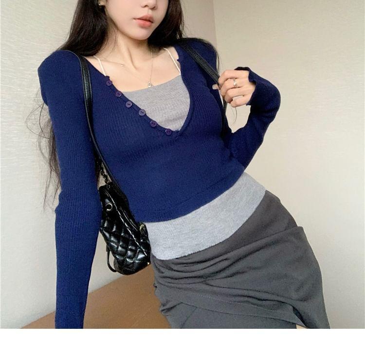 V-Neck Long Sleeve Mock Two Piece Knitted Top Product Image