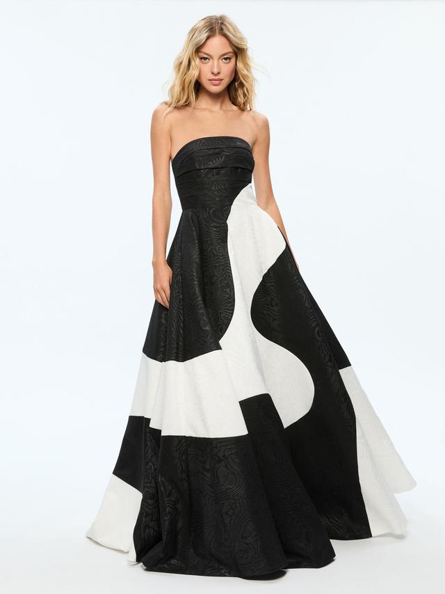 ALICE AND OLIVIA Bridgette Strapless Colorblock Flared Maxi Gown In Black/off White Product Image