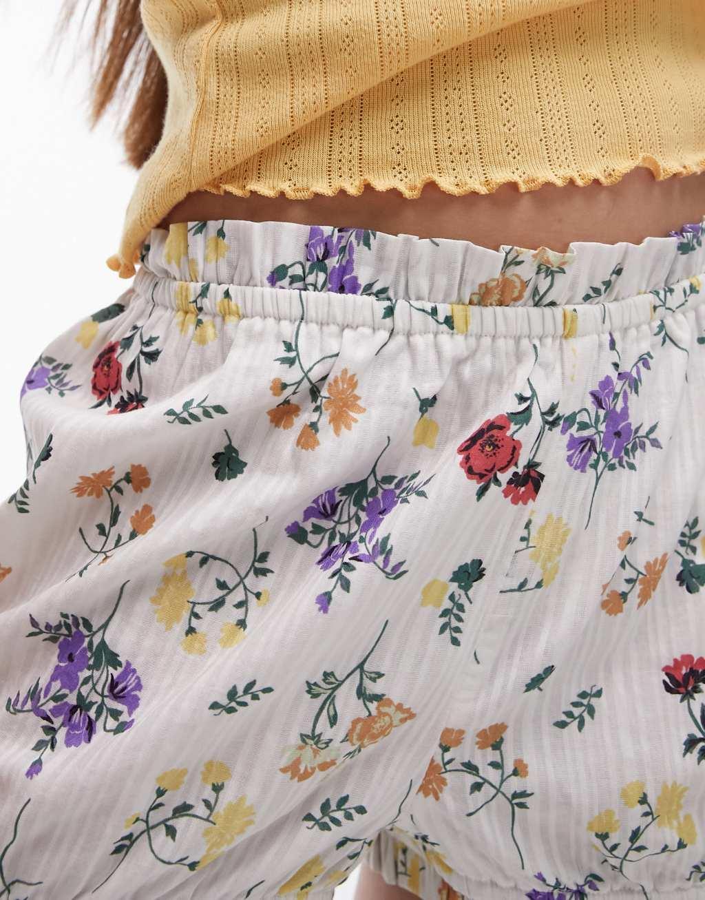 Topshop floral bloomer short in white Product Image