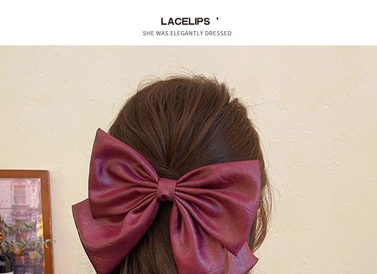 Bow Fabric Hair Clip Product Image