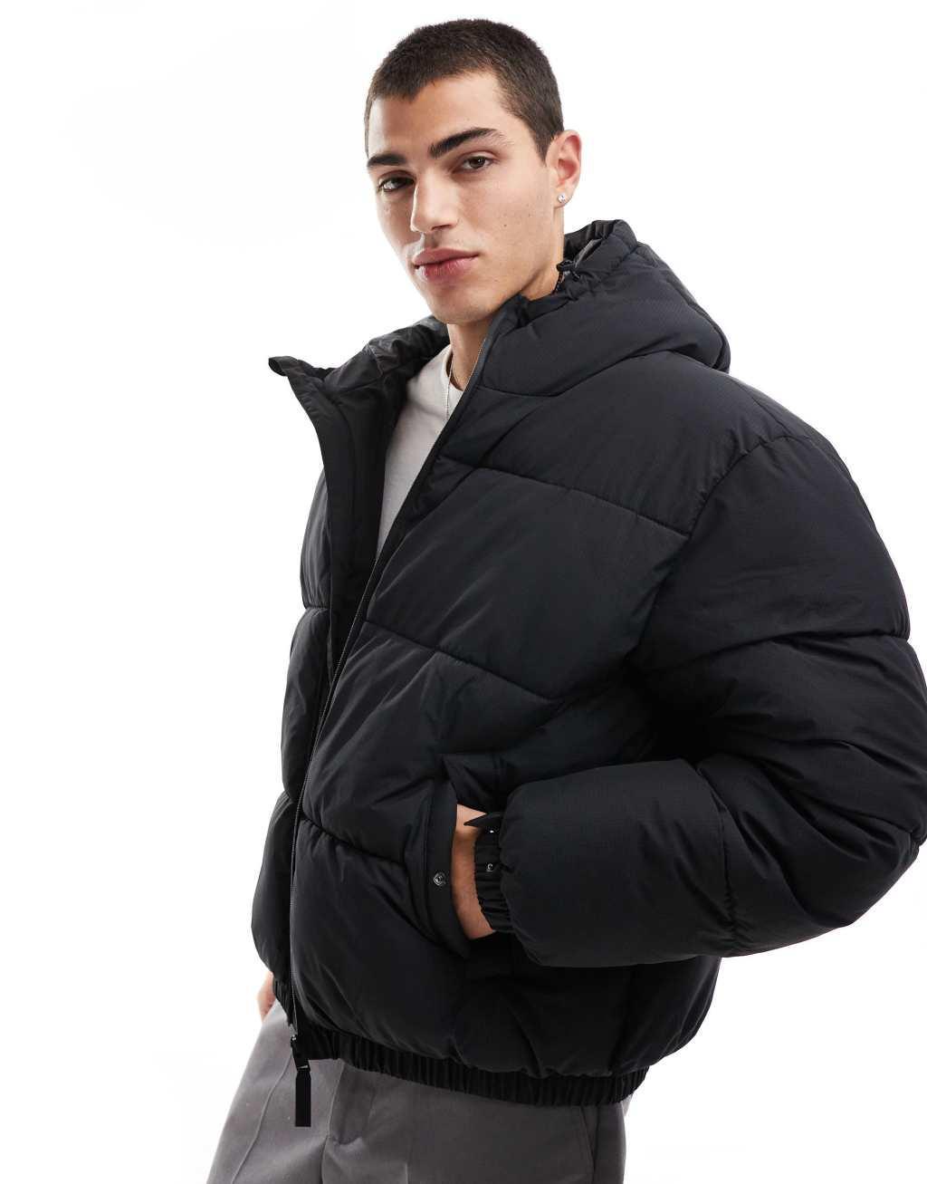 Bershka puffer jacket with hood in black  product image