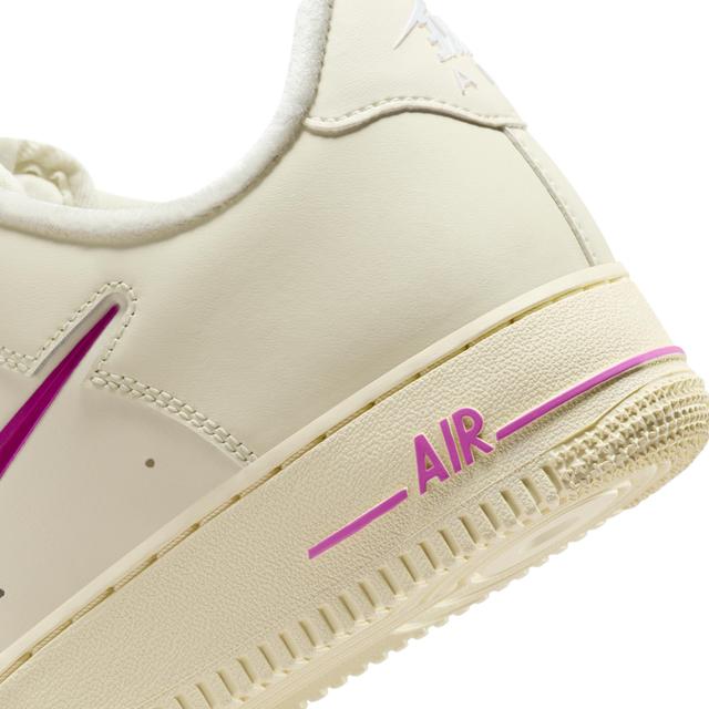 Nike Women's Air Force 1 '07 Shoes Product Image