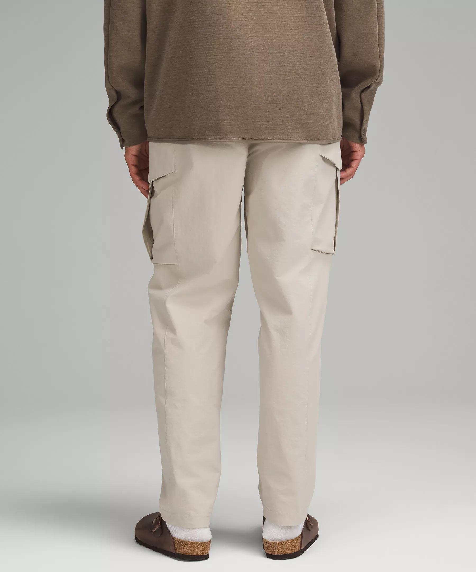 Stretch Cotton VersaTwill Relaxed-Fit Cargo Pant Product Image