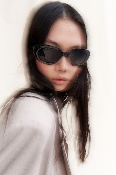 Oval Sunglasses Product Image