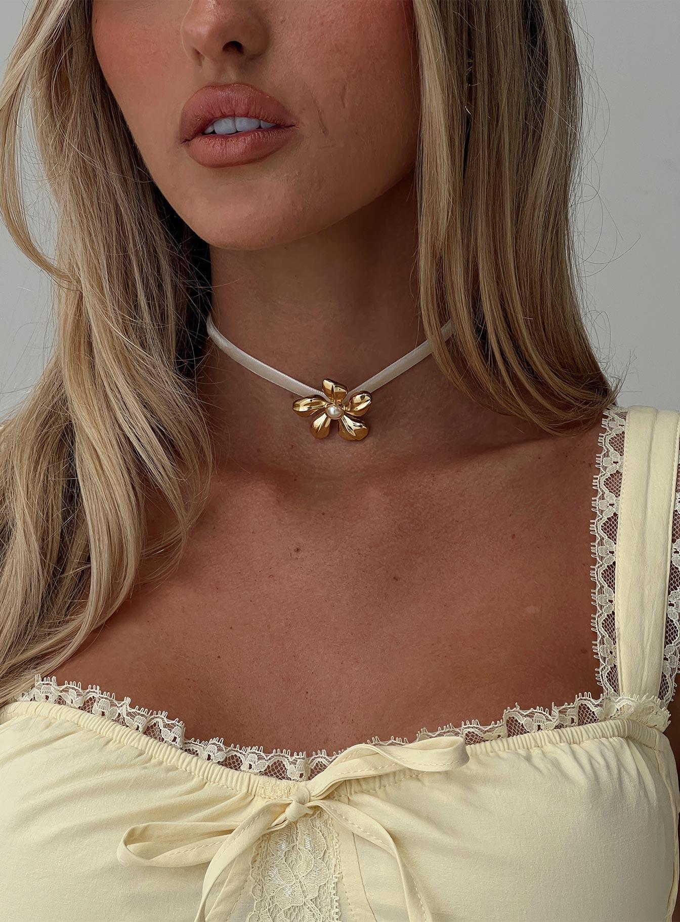 Finlie Tie Flower Choker Gold Product Image