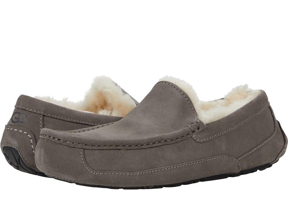 UGG(r) Ascot Slipper Product Image