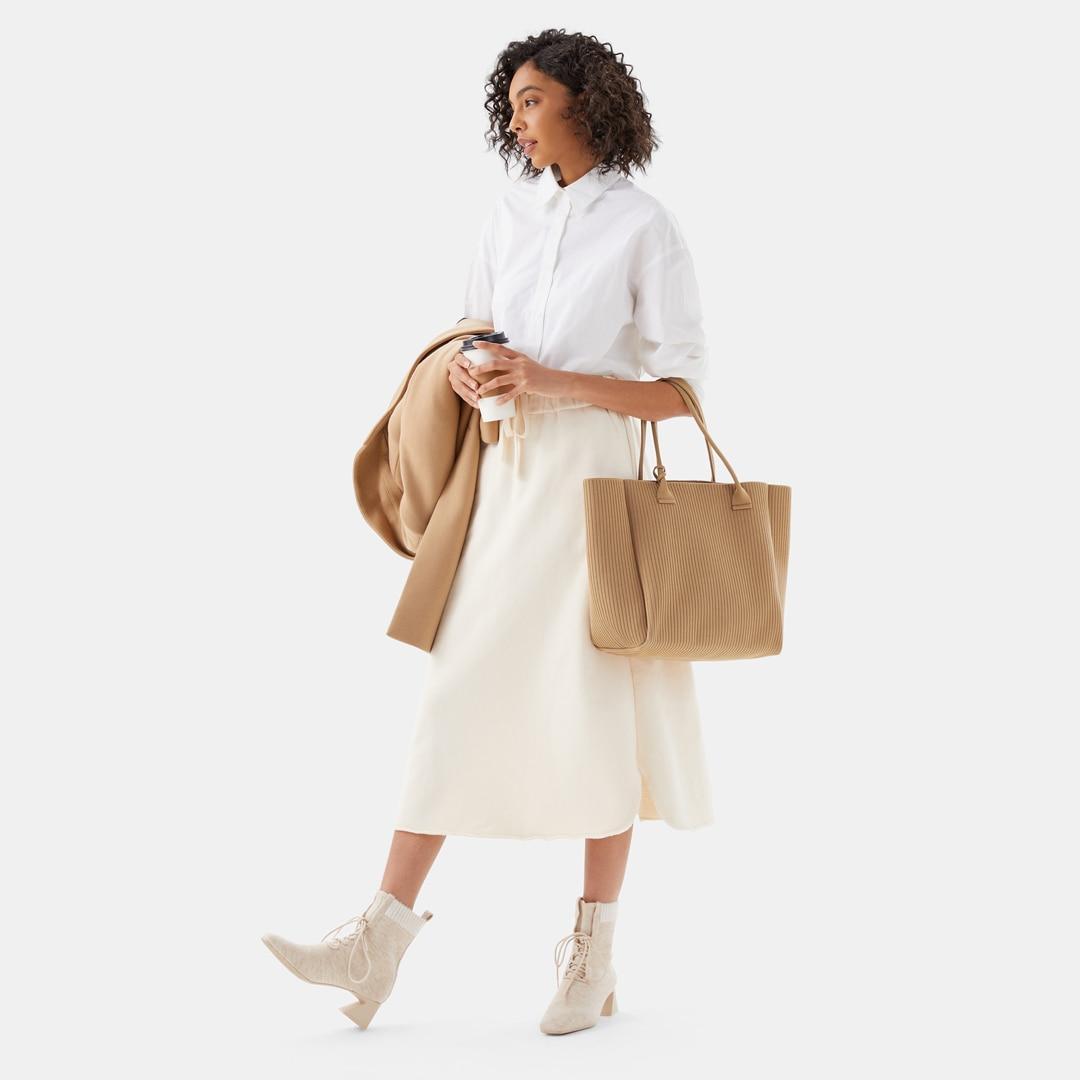 The Essential Tote (Maia) Product Image