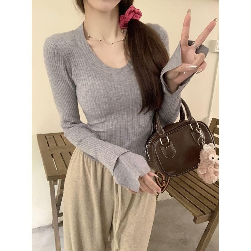 Long Sleeve Scoop Neck Plain Ribbed Knit Top Product Image