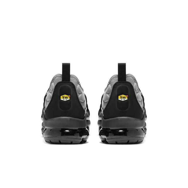 Nike Men's Air VaporMax Plus Shoes Product Image