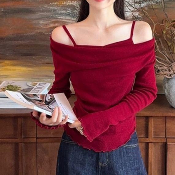 Long-Sleeve Cold Shoulder Mock Two-Piece Plain Lettuce Edge Ruched Knit Top Product Image