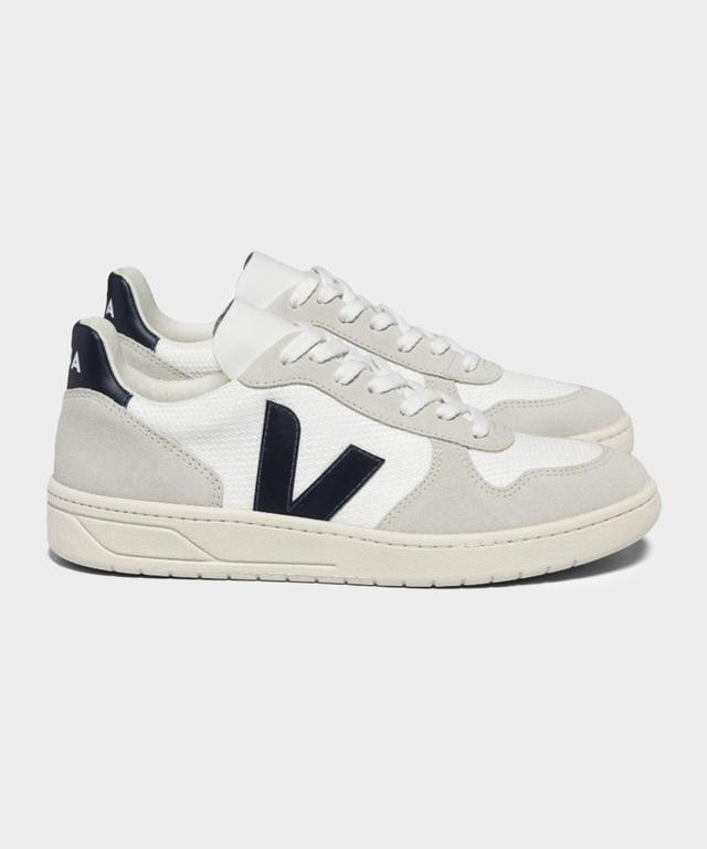 Veja V-10 Nautico Product Image