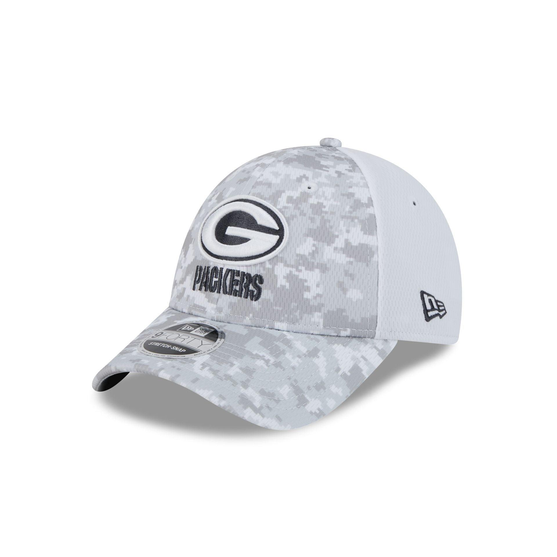 Green Bay Packers 2024 Salute to Service 9FORTY Stretch-Snap Hat Male Product Image