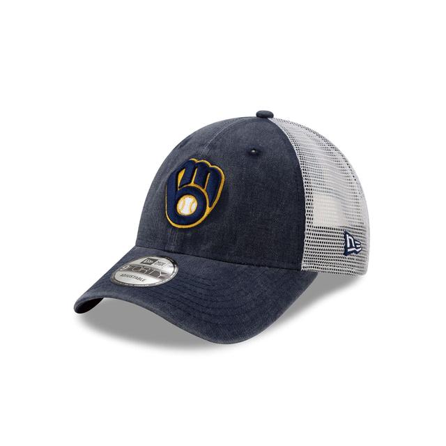 Milwaukee Brewers 9FORTY Trucker Hat Male Product Image