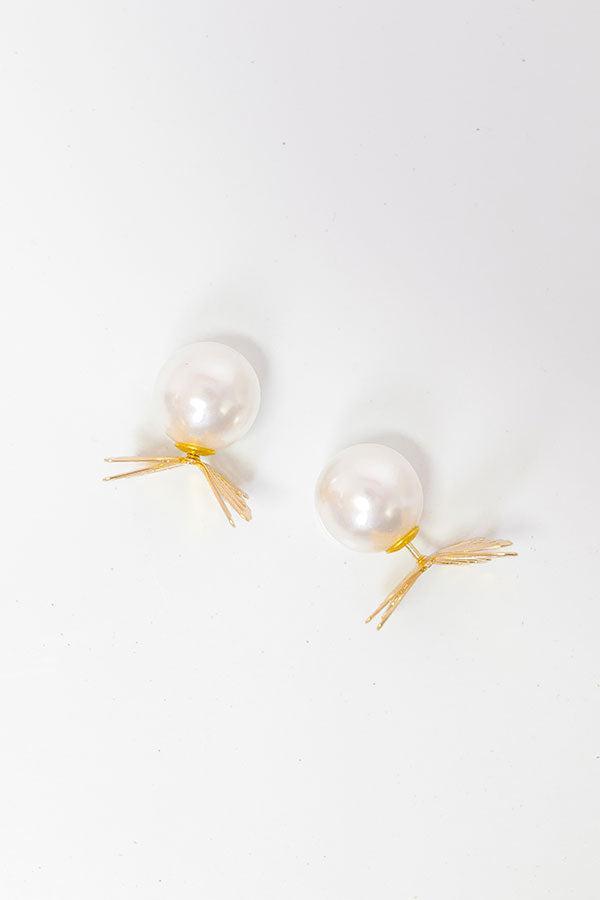 Butterfly Garden Pearl Earrings Product Image