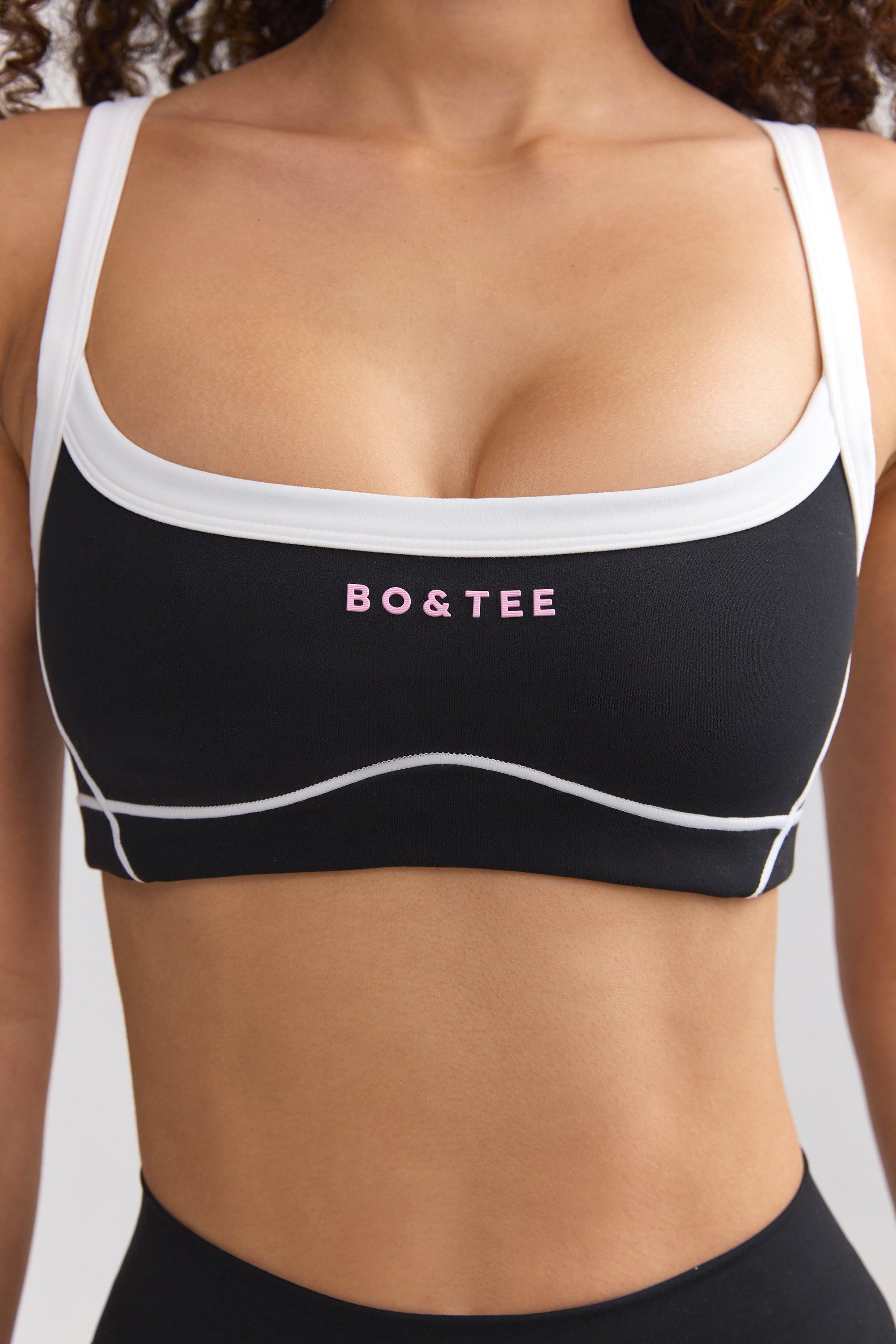 Soft Active Contrast-Trim Sports Bra in Black Product Image