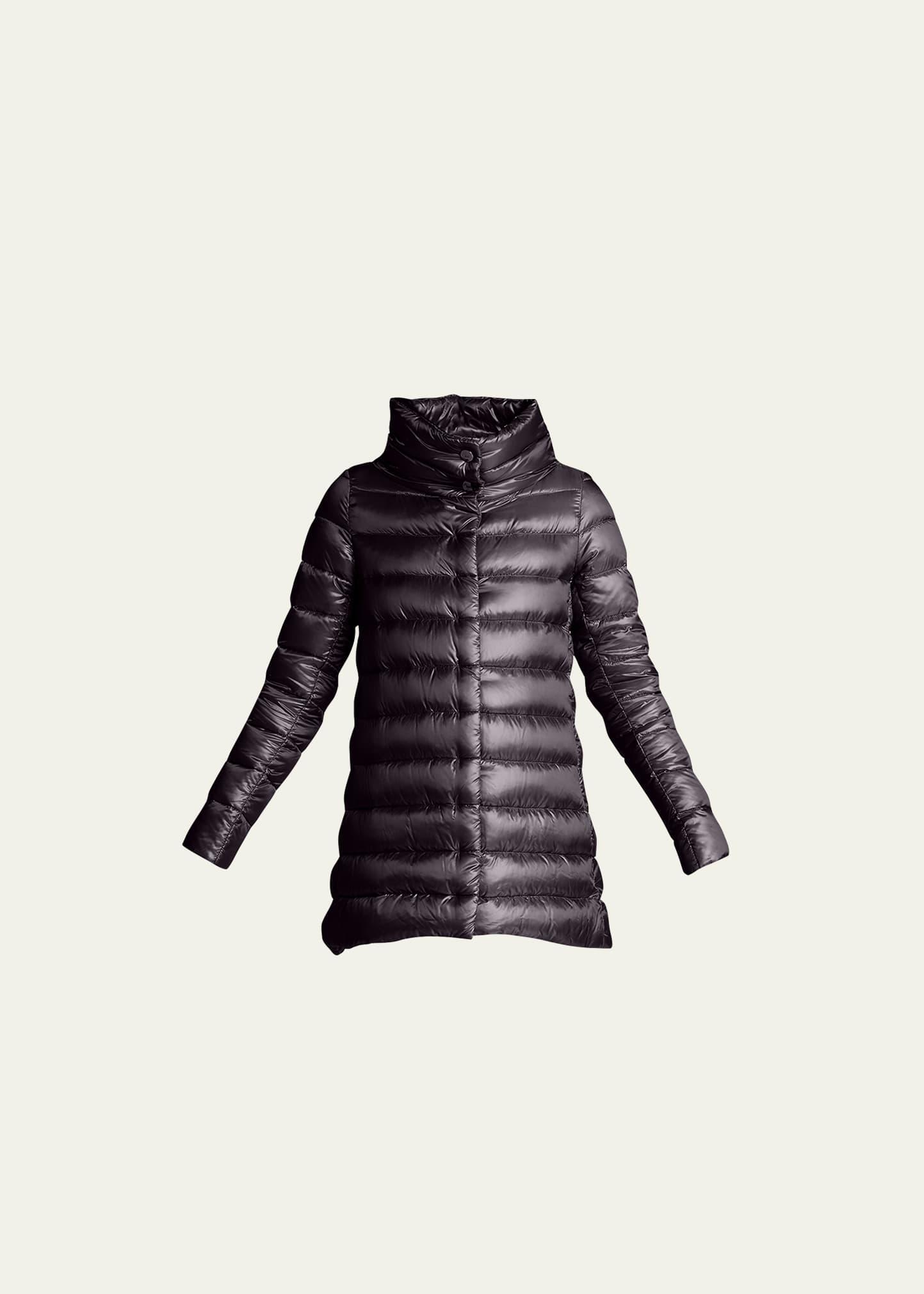 Womens Classic Funnelneck Puffer Jacket Product Image