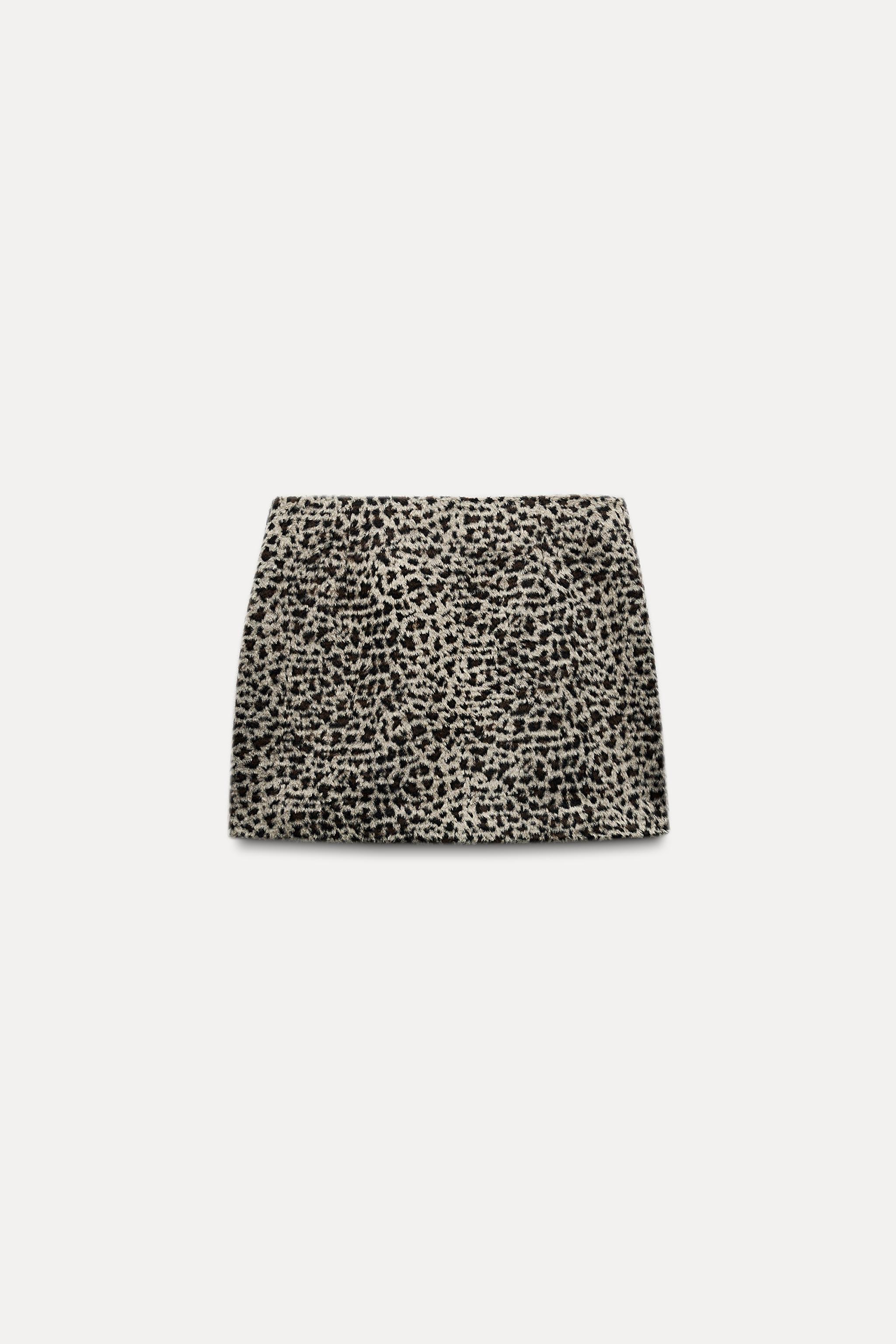 ANIMAL PRINT MINI SKIRT Product Image