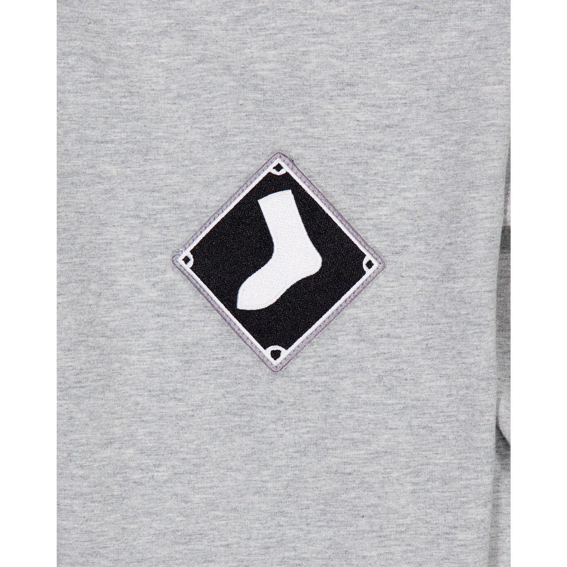 Chicago White Sox Gray Logo Select Crewneck Male Product Image