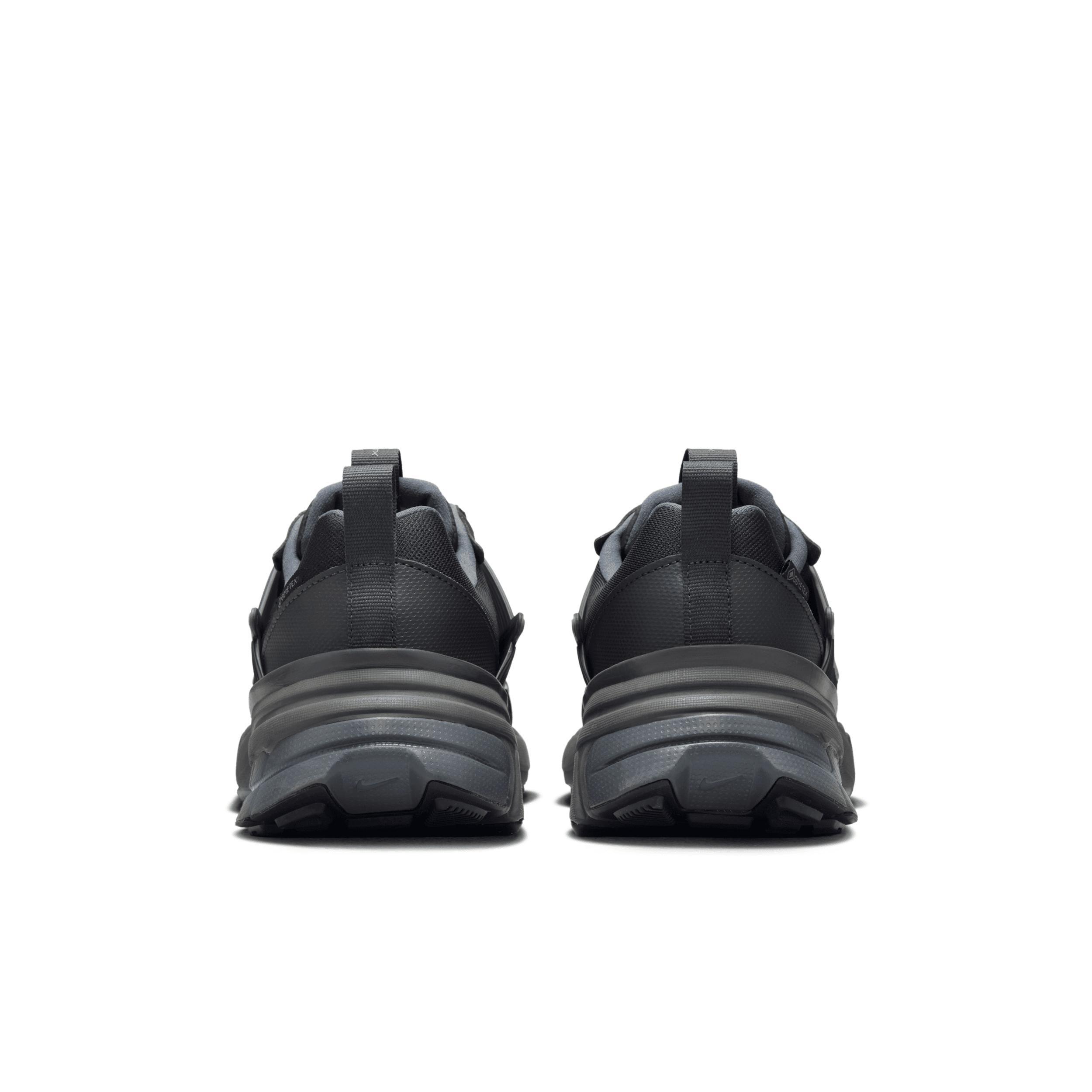 Nike Women's V2K Run GORE-TEX Waterproof Shoes Product Image