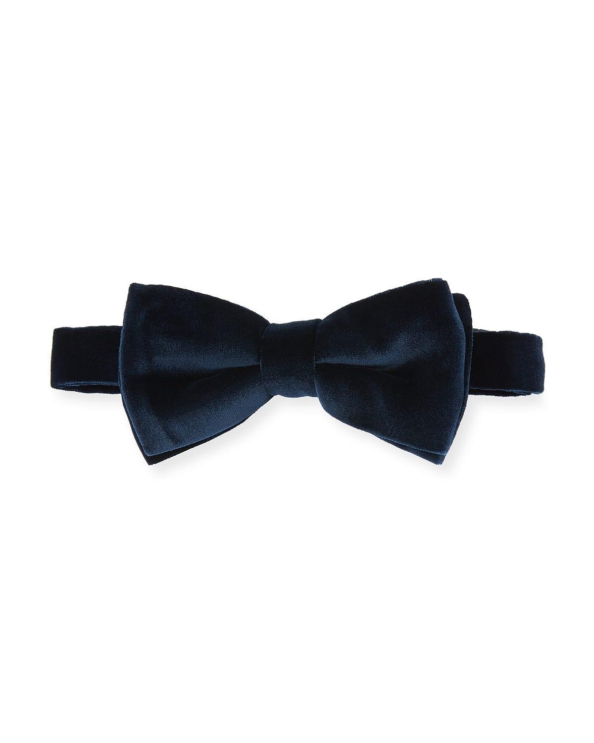 Mens Velvet Pre-Tied Bow Tie Product Image