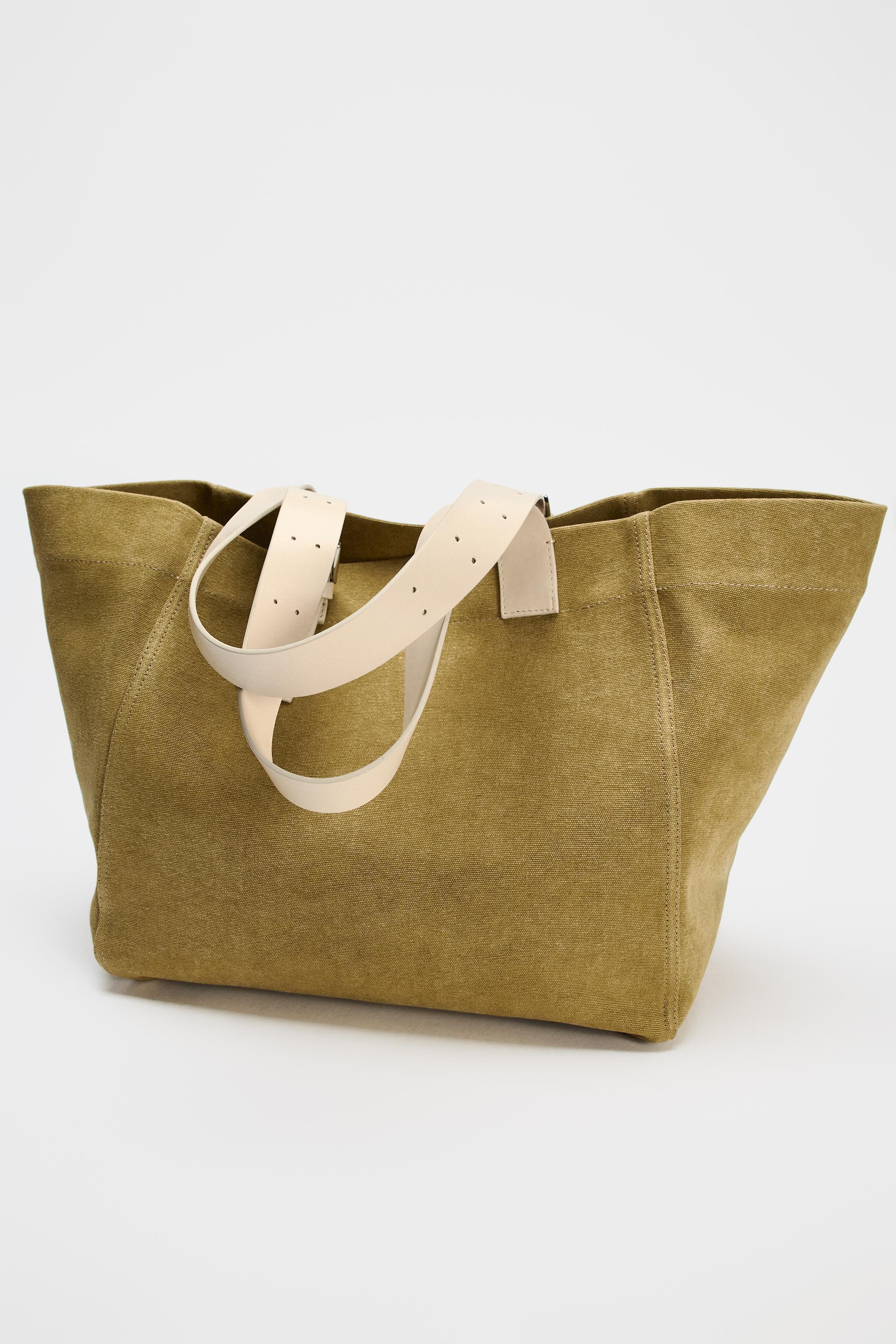 TOTE BAG Product Image