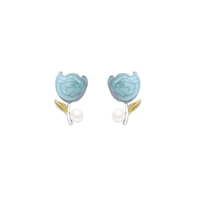 Flower Faux Pearl Stud Earring Product Image