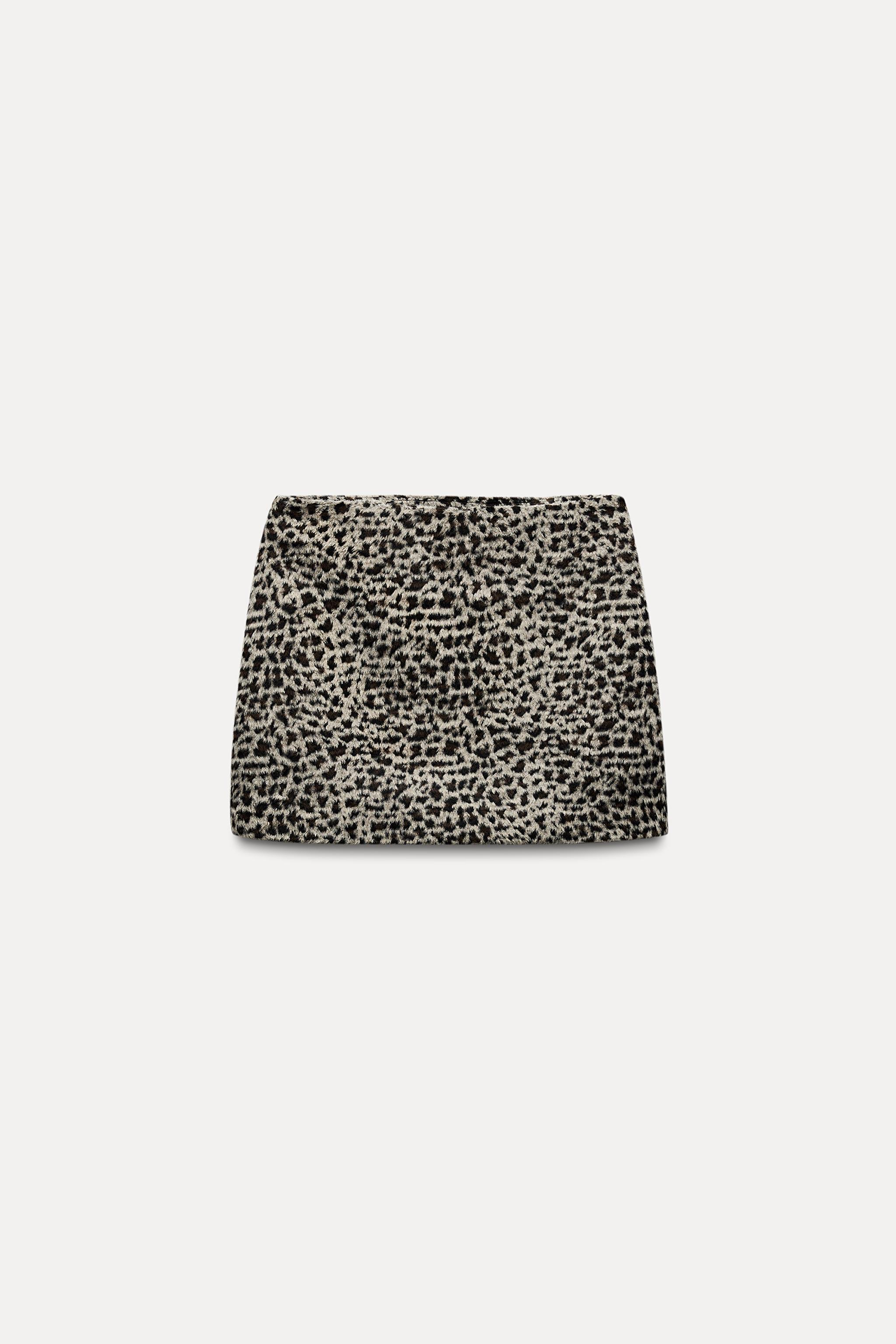 ANIMAL PRINT MINI SKIRT Product Image