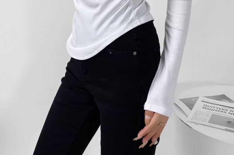 Long-Sleeve turtleneck Plain Top Product Image