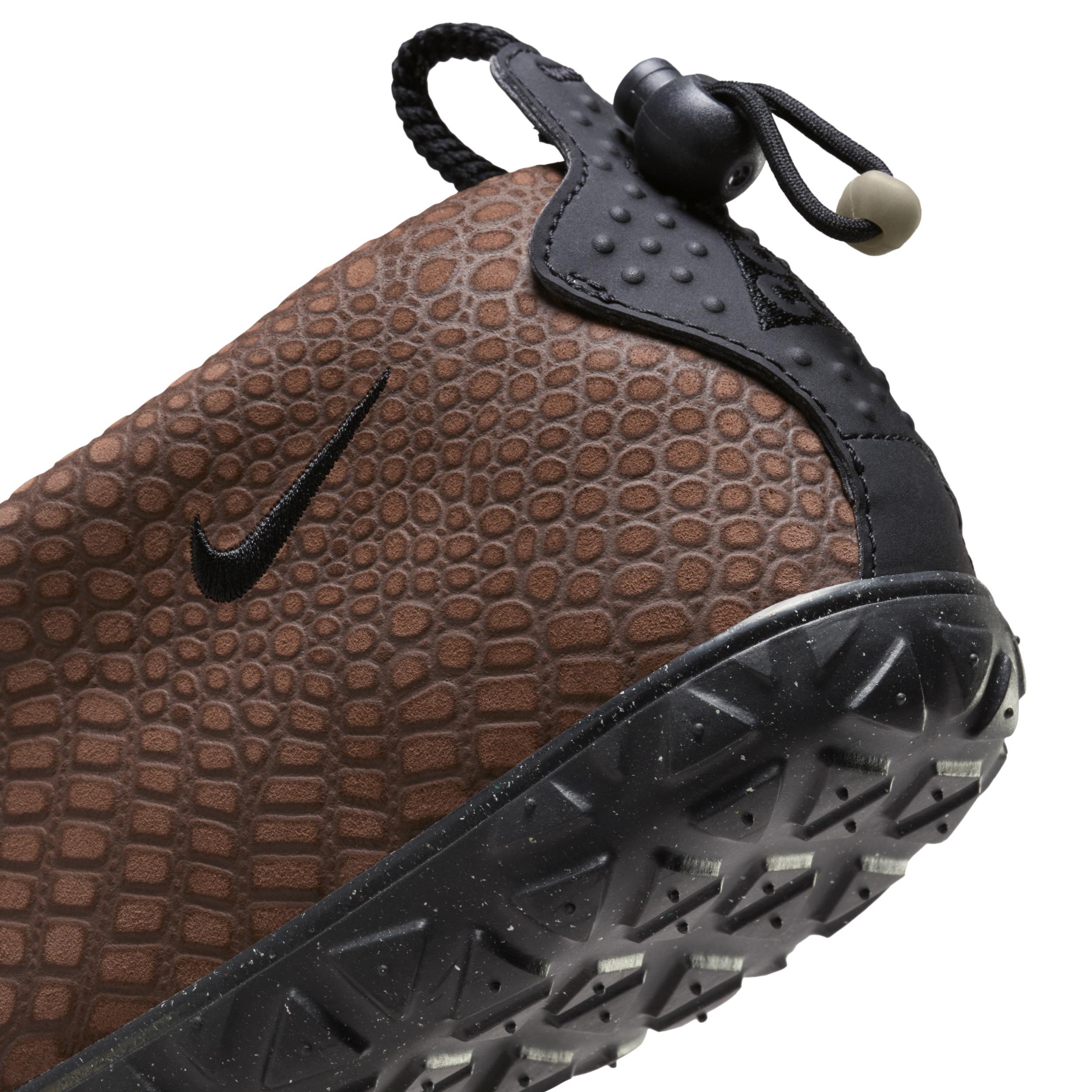 Men's Nike ACG Moc Premium Shoes Product Image