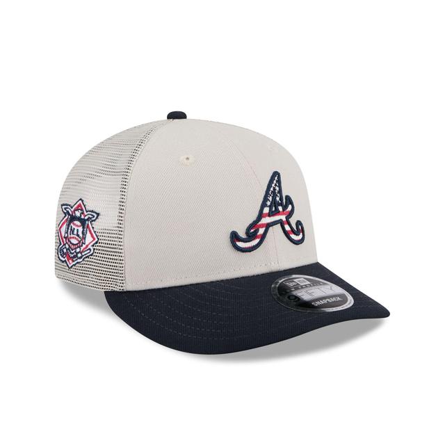 Atlanta Braves Independence Day 2024 Low Profile 9FIFTY Trucker Hat Male Product Image