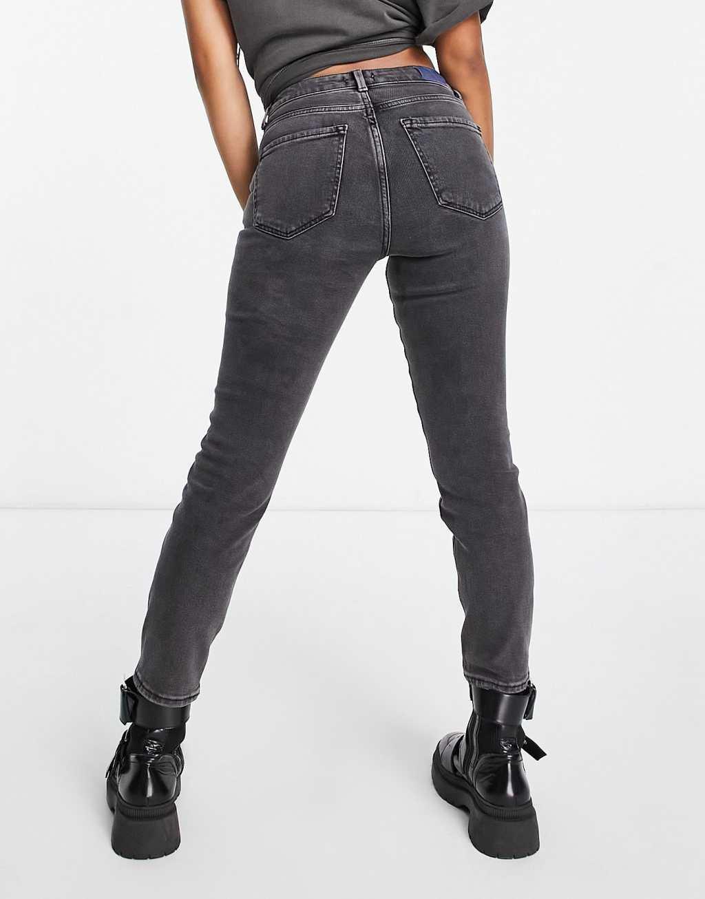 Only Petite Emily straight leg jeans Product Image