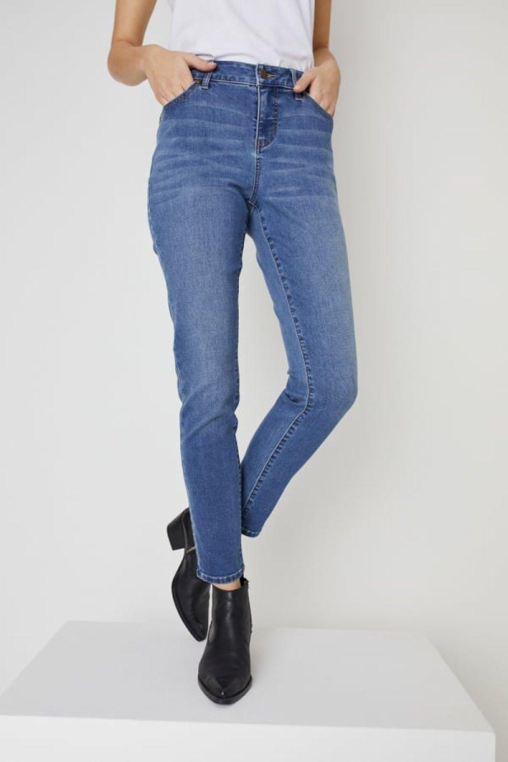 Signature Skinny 5 Pocket Denim Jean Female Product Image