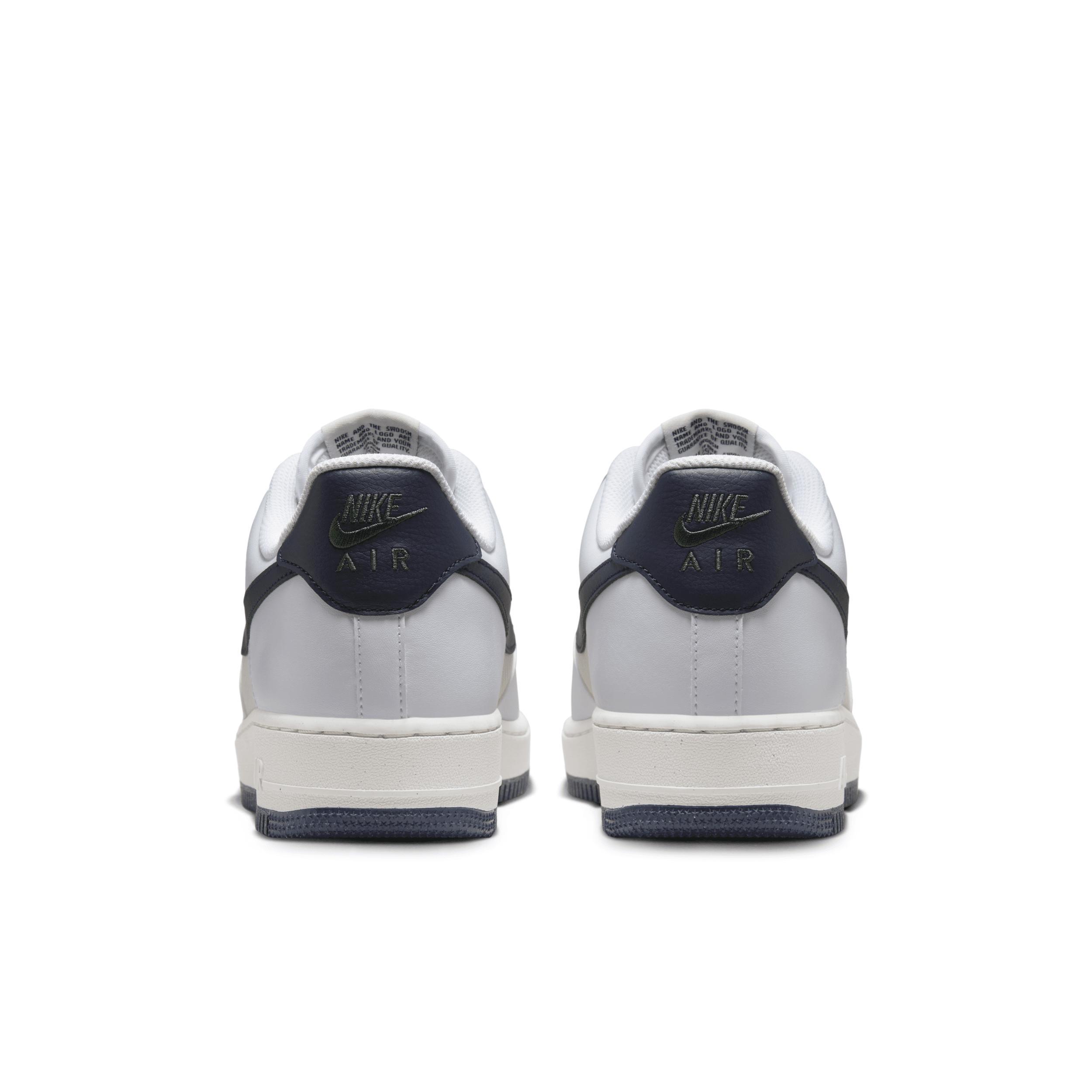 Nike Men's Air Force 1 '07 Shoes Product Image