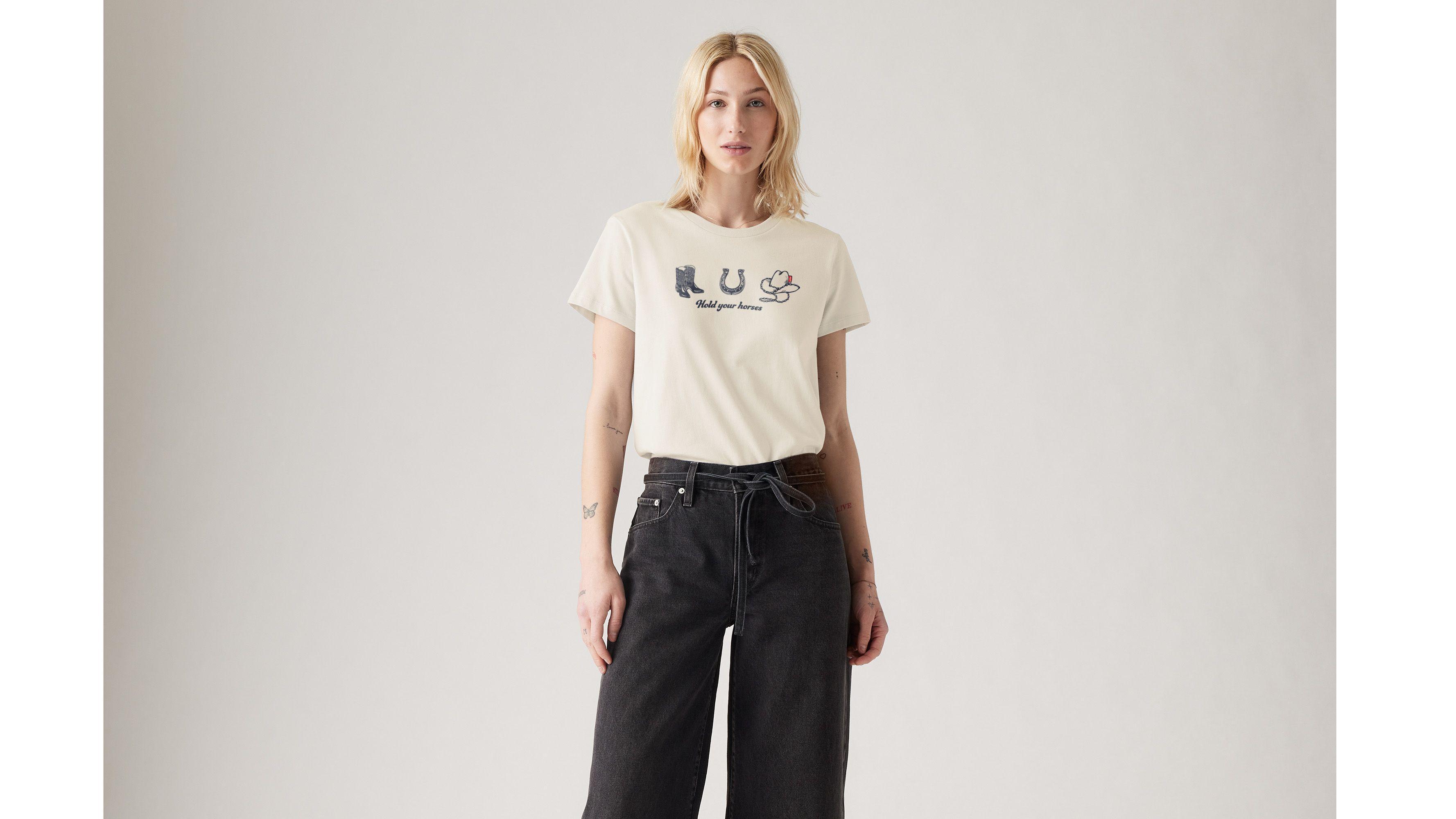 Levi's T-Shirt - Women's Product Image