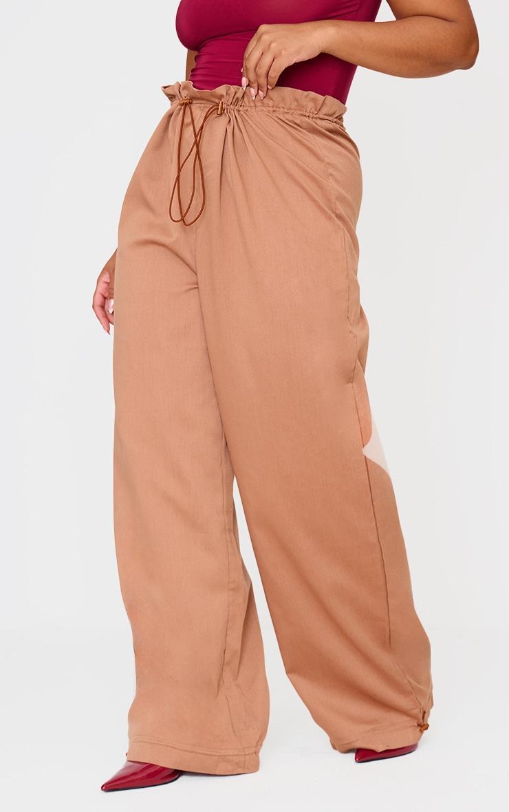 Plus Brown Woven Drawstring Waistband Straight Leg Pants Product Image